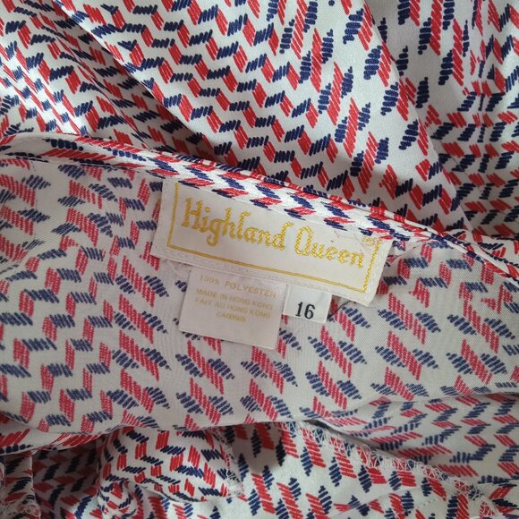 Vintage Blouse Shirt Highland Queen Made Hong Kong Tartan Red Blue Size 16 XL - Picture 14 of 14